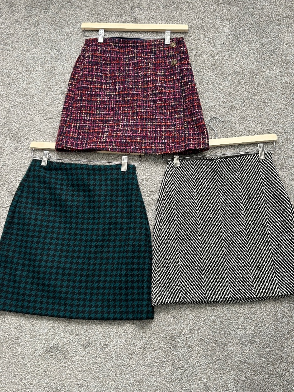 NWT 3 LOFT petite mini skirts